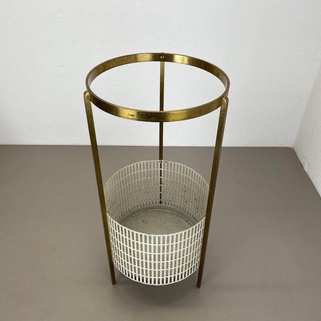Mid-Century Hollywood Regency Brass Umbrella Stand in the style of Mathieu Matégot, France, 1950s For Sale - Image 15 of 18
