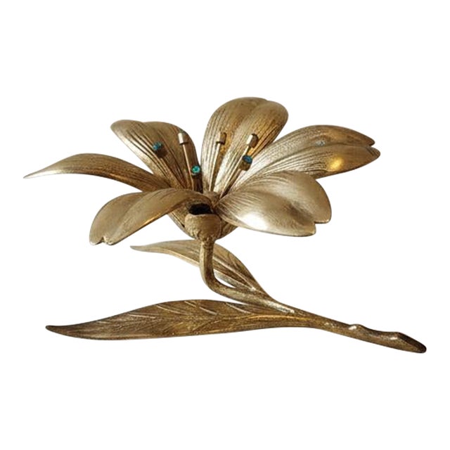 Vintage Italian Gilt Brass Flower Candle Holder Hollywood Regency Floral Centerpiece Gold Metal Lily Sculpture Decor For Sale