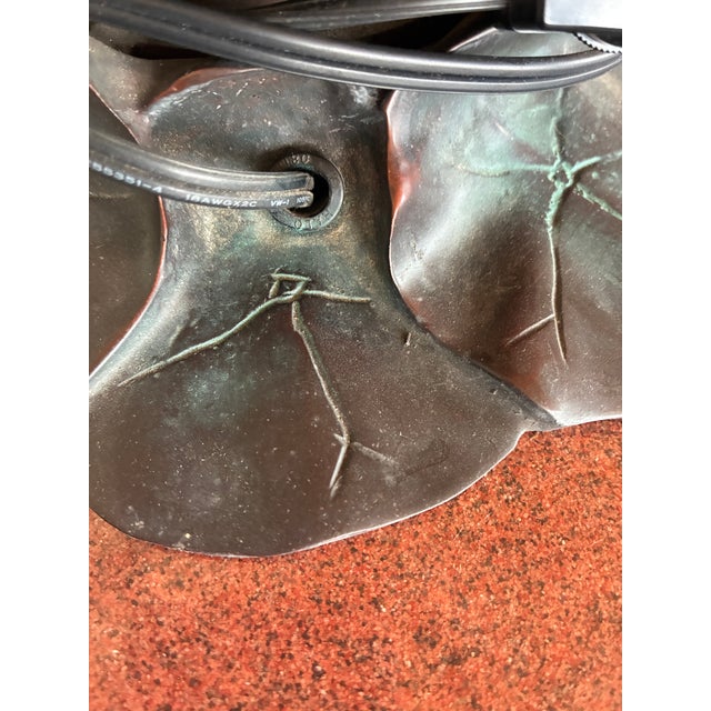 Art Nouveau Vintage 18-Light Tiffany-Style Lily Lamp - Art Nouveau Studio Reproduction For Sale - Image 3 of 5