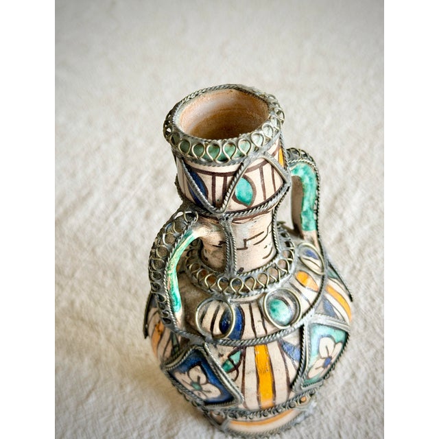 Cream Antique Moroccan Hand-Painted Ceramic Vase With Intricate Metal Filigree Overlay, Double Handle Moorish Vessel For Sale - Image 8 of 9