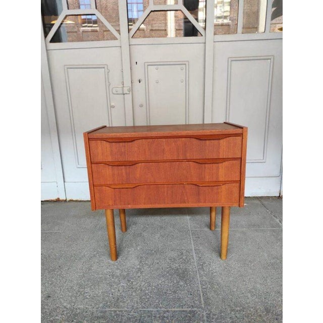 Vintage Nightstand in Teak For Sale - Image 5 of 5