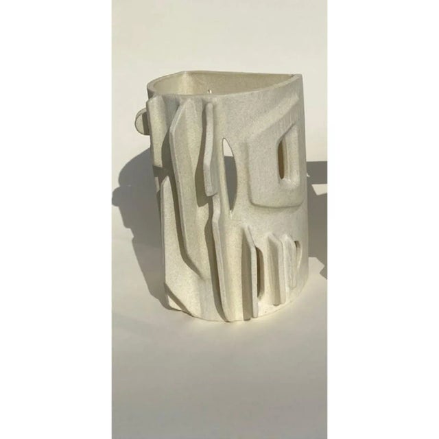 White sconce by Olivia Cognet Materials: Ceramic Dimensions: L 18 cm H 27 cm Each of Olivia’s handmade creations is a...