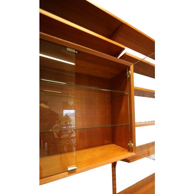 1970s Large Wall-Mounted Shelving System in Teak by Poul Cadovius for Cado, 1960s For Sale - Image 5 of 18