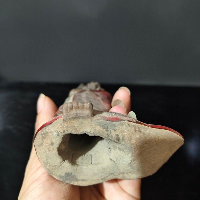Ceramic Vintage Shiwan Ceramic Sculpture of Bodhidharma (Da Mo) in Red Robe For Sale - Image 7 of 8