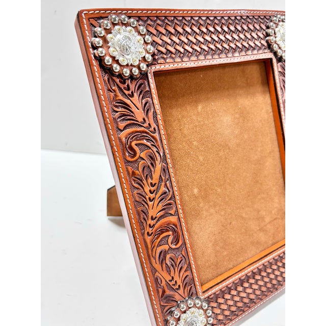 Glass 1980s Southwestern Tooled Leather Picture Frame With Concho Accents, Holds 5x7 Photo For Sale - Image 7 of 12