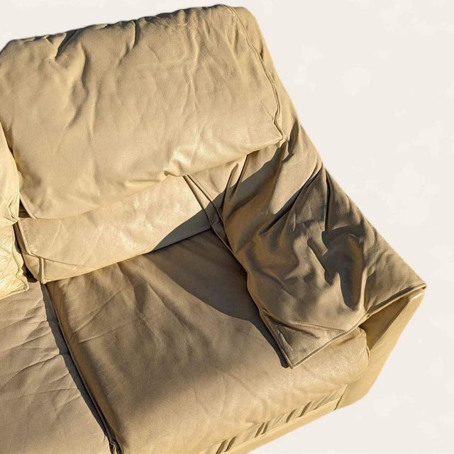 1980s Postmodern Beige Leather Sofa For Sale In Los Angeles - Image 6 of 10
