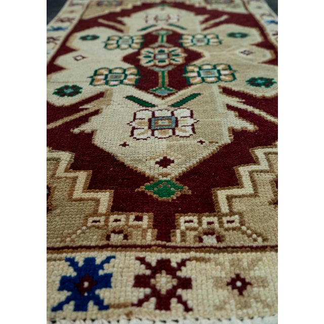 Turkish Mini Rug Oriental Hand Knotted Vintage Rug 1'7" x 2'6" #20630 For Sale In Houston - Image 6 of 8