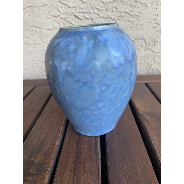 Folk Art Pottery Brush McCoy Vellum Blue Glaze Vase For Sale - Image 4 of 5