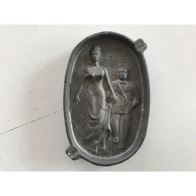 Gray Double-Sided Cast Ashtray with Tin Picture, 19th Century For Sale - Image 8 of 9