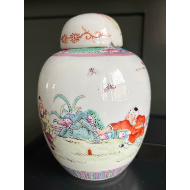 Early 20th Century Antique Chinese Petite Famille Rose Pastel Ginger Jar For Sale - Image 5 of 13
