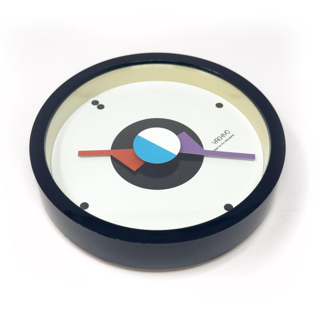 1980s Postmodern Black & White Wall Clock by Ko Mizuyama for Yachiyo For Sale - Image 4 of 6