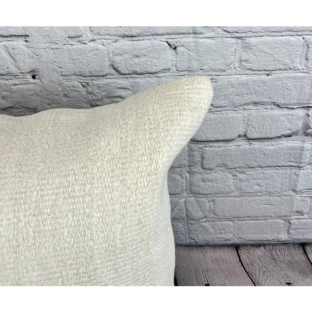 Turkish 20 x 20 Hemp Pillow Turkish Cushion Natural Grayish White Pillow Cushion Cover For Sale - Image 3 of 4