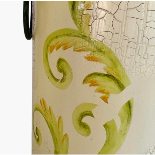 Metal Hollywood Regency Hand-Decorated Italian Tôle Peinte Neoclassical Cylinder Table Lamps, a Pair For Sale - Image 7 of 12