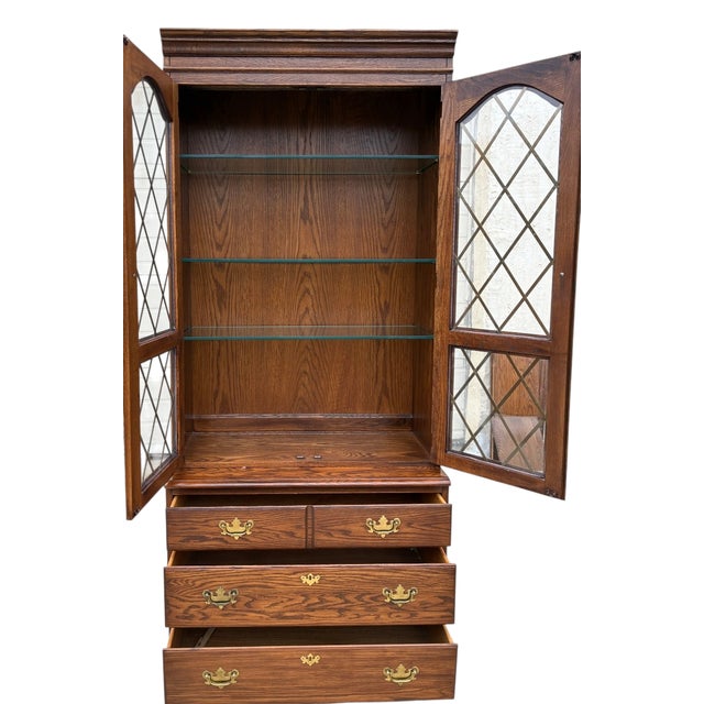 Wood 1980s Pennsylvania House Oak Chippendale Cabinet Display Hutch Shelf Chippendale A For Sale - Image 7 of 17