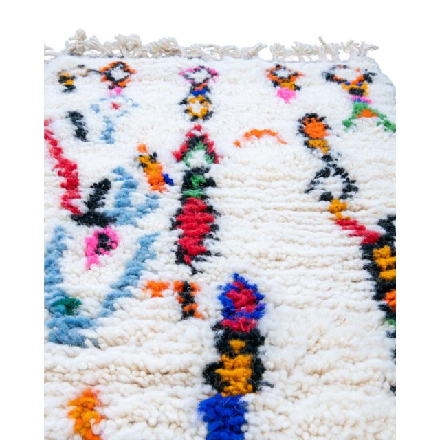 2020s Cream Moroccan Hand-Knotted Colorful Wool Azilal Luxury Bath Rug (2' X 3') For Sale - Image 5 of 8
