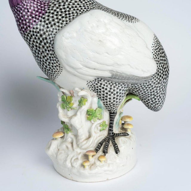 Napoleon Guinea Fowl Figurines in Porcelain from Samson, Paris, 19th Century, Set of 2 For Sale - Image 3 of 7