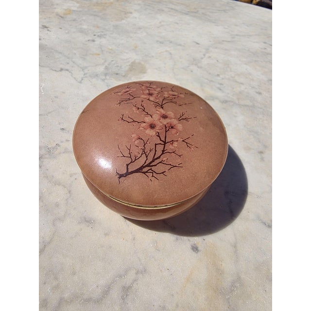 Round Pink Alabaster Jewelry Box, 1960s For Sale - Image 6 of 7