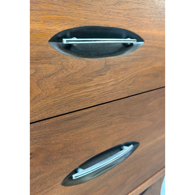 Mid-Century Modern Walnut Nightstands - Set of 2 For Sale - Image 9 of 9