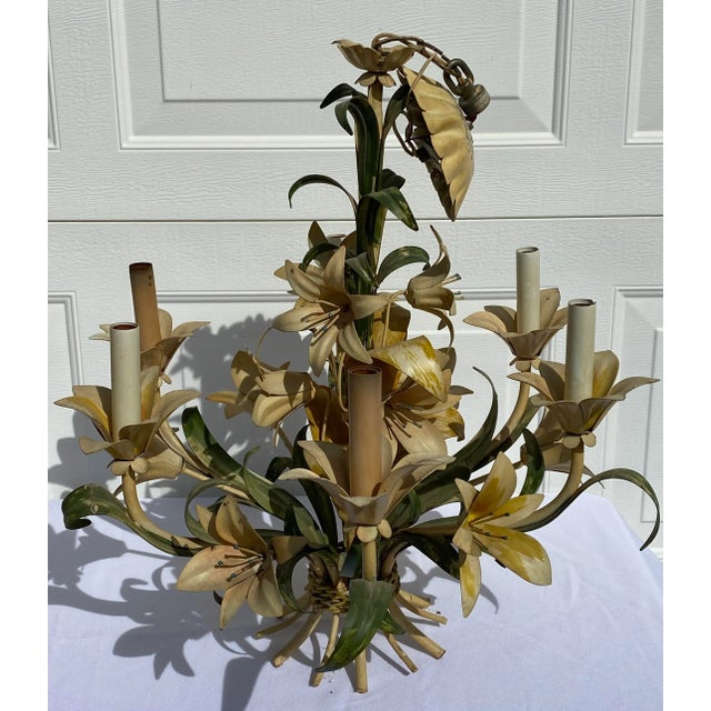 Vintage 1960s Italian Lily Toile Chandelier For Sale In Dallas - Image 6 of 11