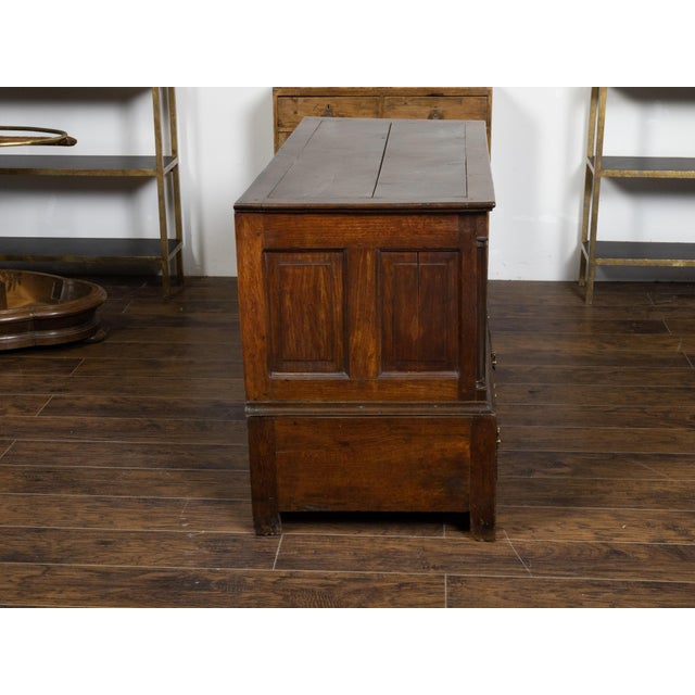 English Georgian Period 1800s Oak Mule Chest with Lift Top and Three Drawers For Sale - Image 9 of 12