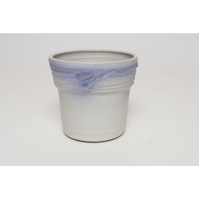 Mid-Century Modern Vintage Pale Gray and Lilac Incised Studio Ceramic Planter by Deanna Nichols For Sale - Image 3 of 15