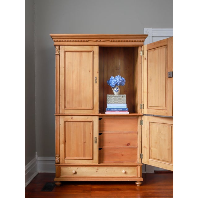 English Pine Linen Press, Armoire, Wardrobe For Sale - Image 9 of 10