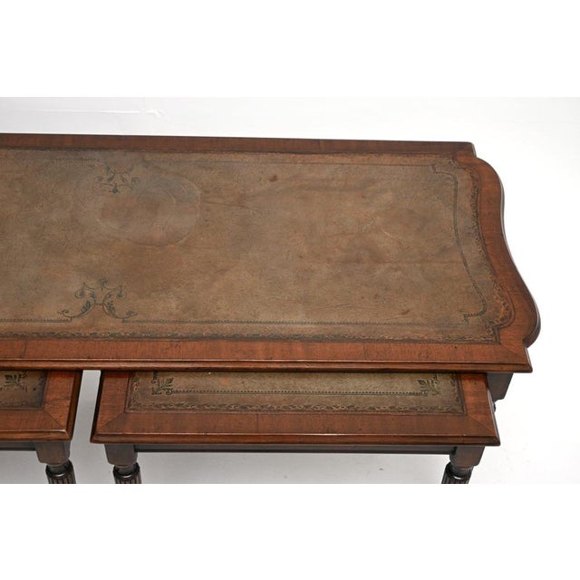 Antique Mahogany Leather Top Nesting Coffee Table, 1930, Set of 3 For Sale - Image 10 of 11