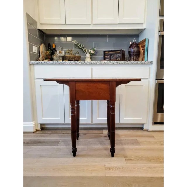 19th Century American Federal Period Sheraton Mahogany Drop Leaf Pembroke Work Table For Sale - Image 10 of 11