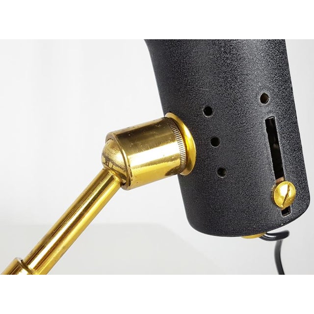 Metal Mid-Century Modern Adjustable Wall Lamps in Black Painted Aluminum and Brass, 1950s, Set of 2 For Sale - Image 7 of 15