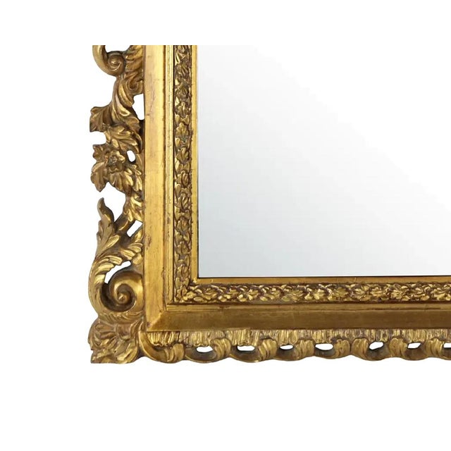 A Vintage Italian Baroque-Style Hand-Carved, Gilded Wooden Wall Mirror. For Sale In New York - Image 6 of 14