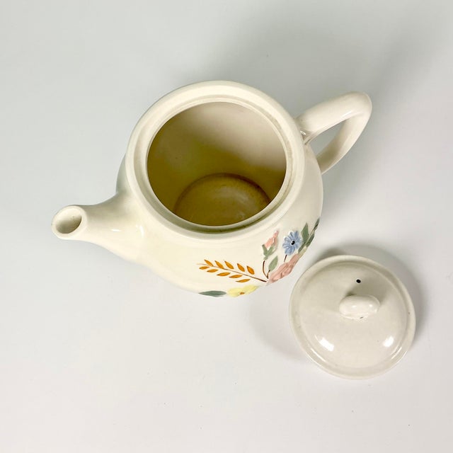 1940s Vintage Farmhouse Boho Chic Art Deco Porcelier Vitreous Tea Pot, 6 Cup Size. For Sale - Image 11 of 13