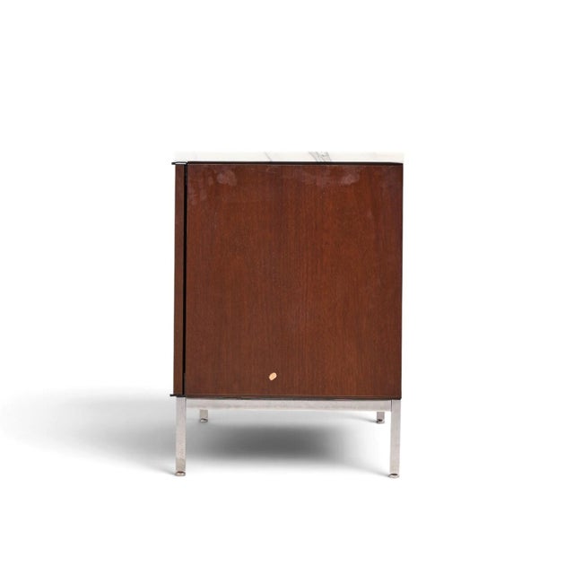 Knoll Florence Knoll Mid Century Marble and Chrome Executive Cabinet Credenza For Sale - Image 4 of 10