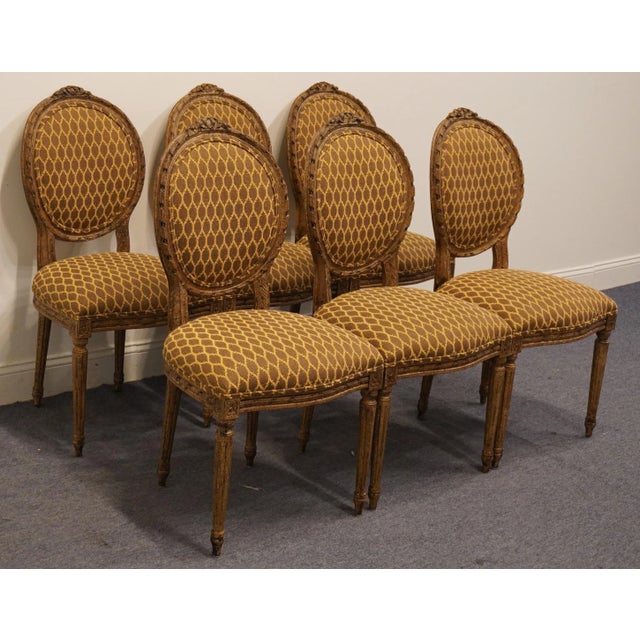 Shabby Chic Set of 6 Rustic European Shabby Chic Style Antiqued Round Back Dining Side Chairs For Sale - Image 3 of 13