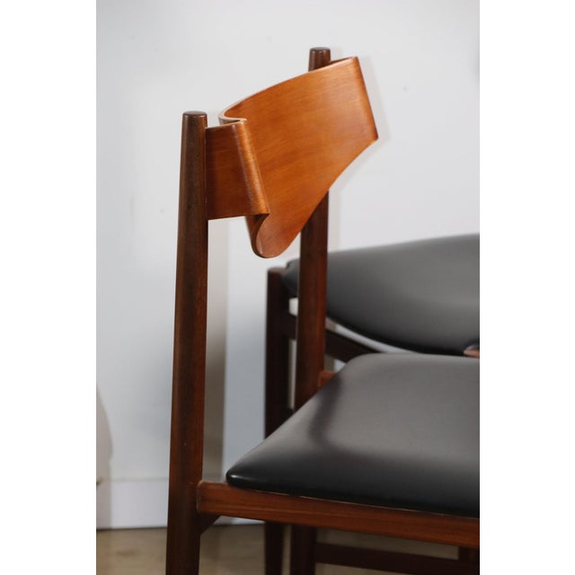 Chairs in Teak and Black Imitation Leather by Gianfranco Frattini, 1960s, Set of 6 For Sale - Image 14 of 18