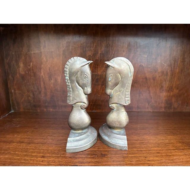1960s Pair of Mid Century Brass Vintage Deco Style Horse Head Knight Chess Bookends For Sale - Image 5 of 8