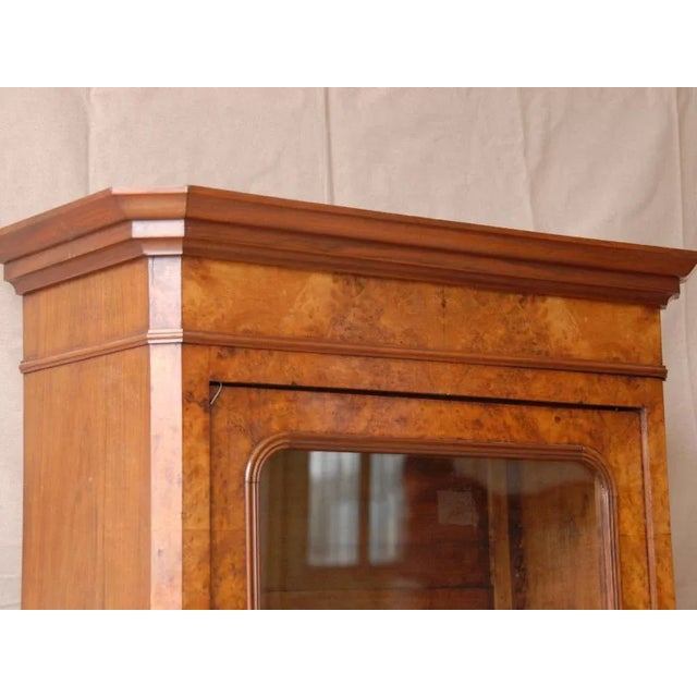 French Showcase Cabinet, 1880s For Sale - Image 5 of 9