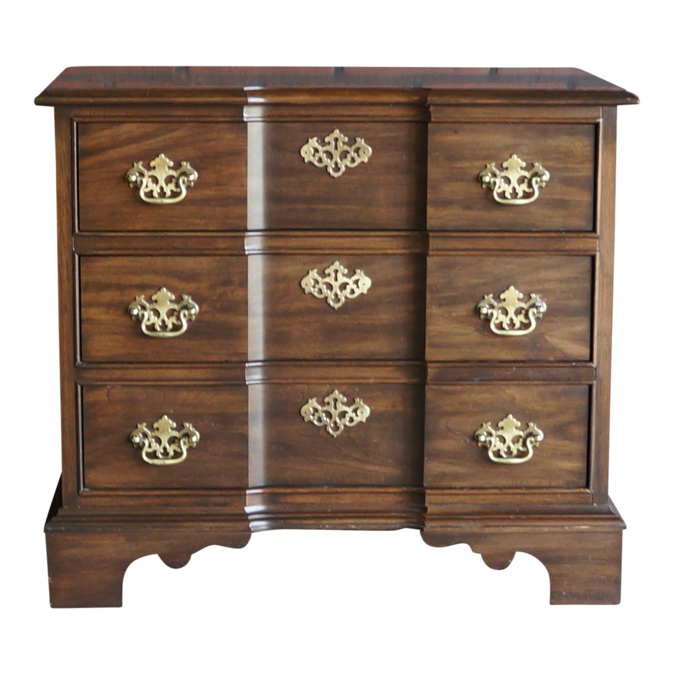 1990s Traditional Pennsylvania House Nightstand Chairish