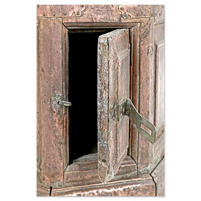 Brown Weathered Solid Wood Prayer Urn or Pedestal For Sale - Image 8 of 11