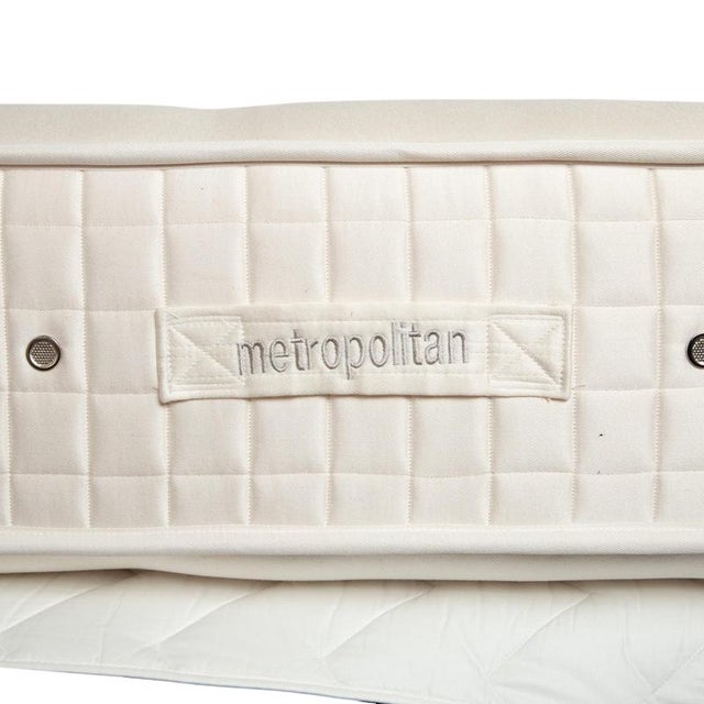 Modern La Donna Bed in Silver Fabric with Cashmere Mattress from Cocoon For Sale - Image 3 of 12