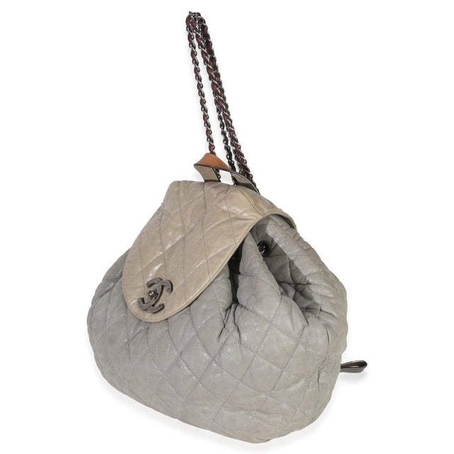 Item #: 152948 Interior Material: Fabric MSRP: 3,800 Features Interior: One zip pocket. Two slip pockets Dimensions: 19 x...