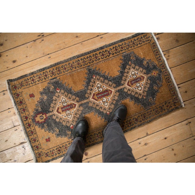 :: Triple center medallion in hook and latch enveloped relief with reciprocating field overlays and continuous crab...