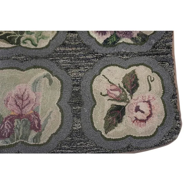 Textile 1930s Gray Roses Folk Art Antique American Hooked Rug 5'10" X 7'6" Woven Cotton Carpet For Sale - Image 7 of 12