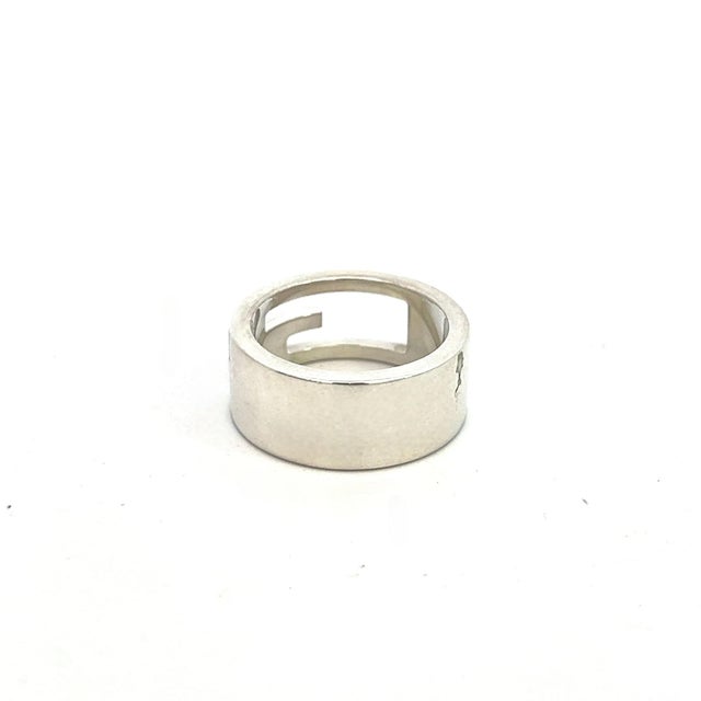 Gucci 1990s Gucci Estate Ring Size 5 Sterling Silver For Sale - Image 4 of 7