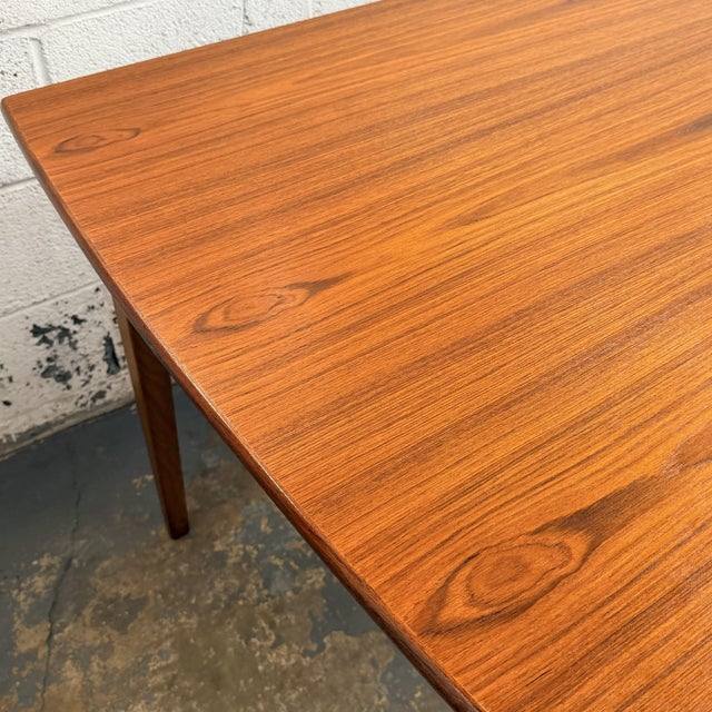 Vintage Danish 1950s Mid-Century Teak & Oak Extendable Dining Table With Two Pull-Out Leaves For Sale - Image 13 of 16
