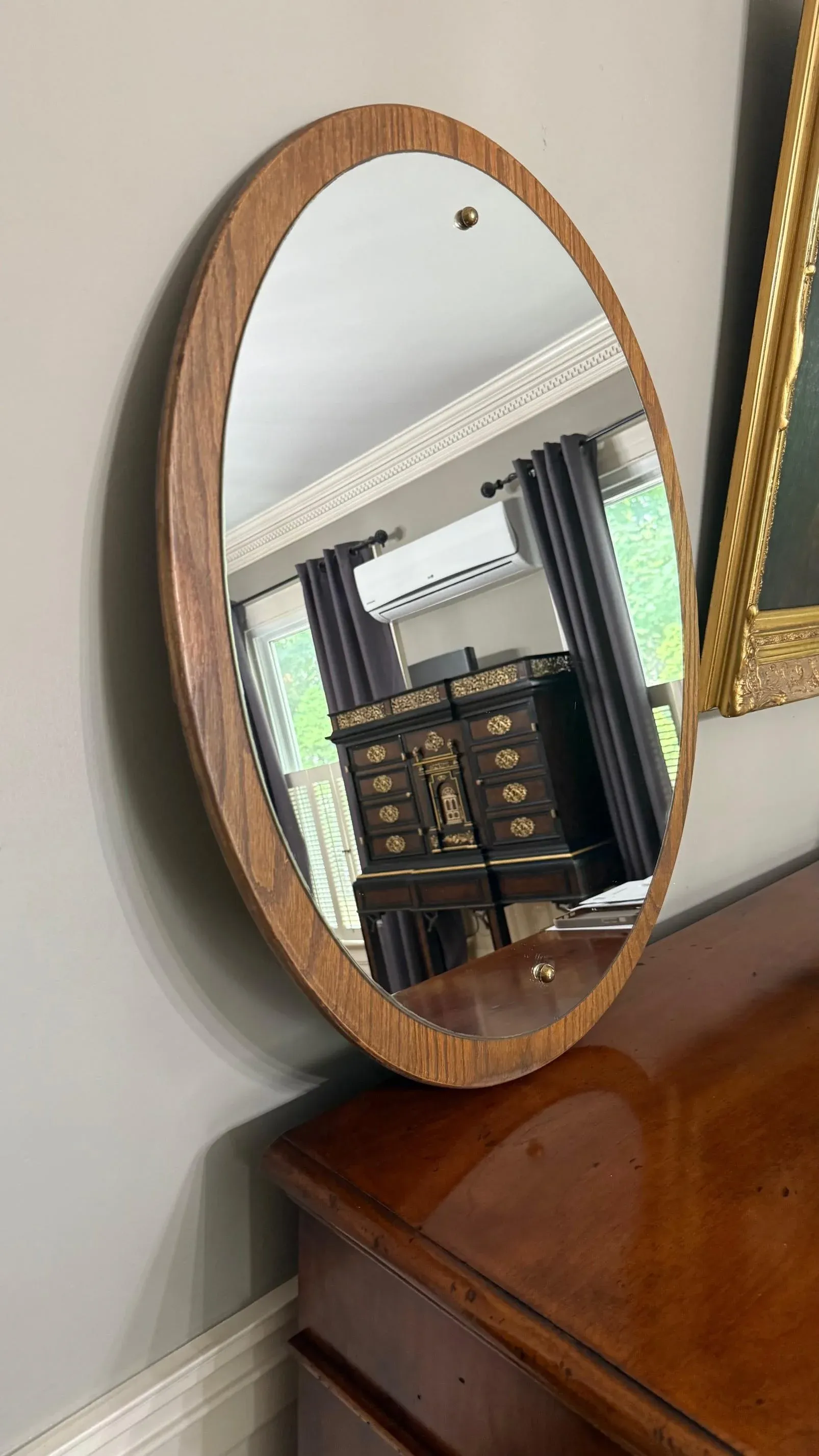 USAオーク・ミラー　1983 Vintage 1983 Pace Industries Oak Vanity Oval Mirror | Chairish