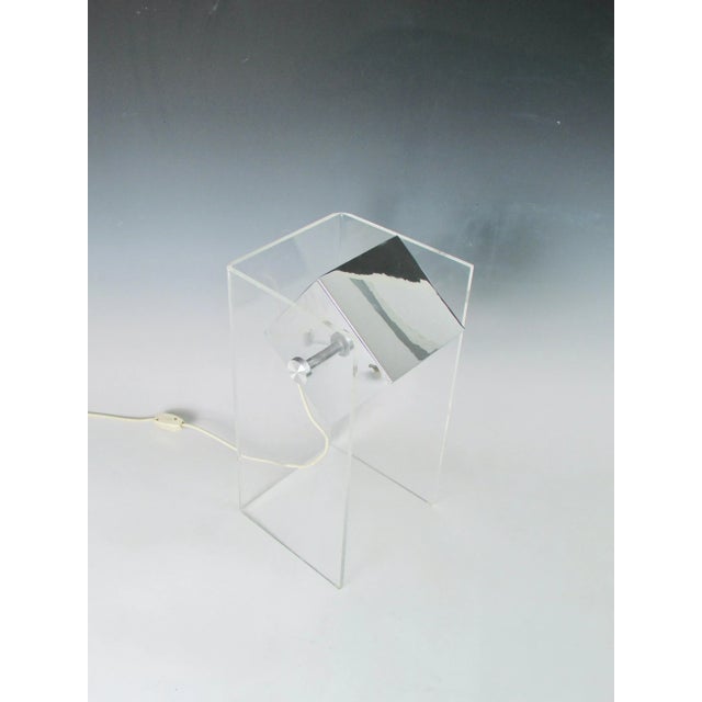 1970s Gino Sarfatti Style Lucite Box Multi Adjustable Table Lamp For Sale In Detroit - Image 6 of 13