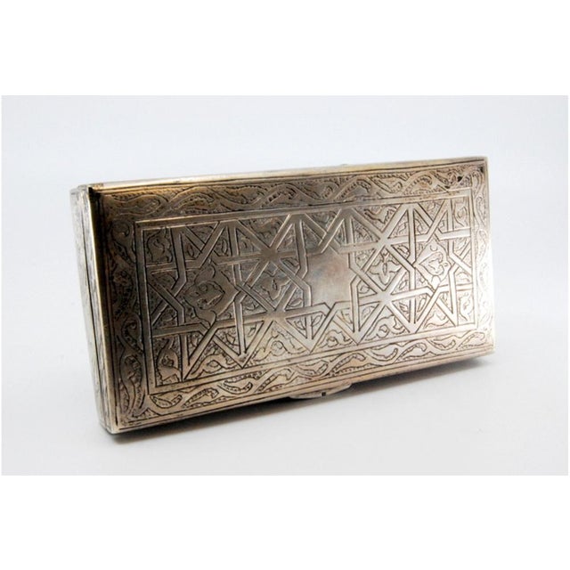 Smooth Silver Snuffbox with Wood-Lined Interior For Sale - Image 9 of 11