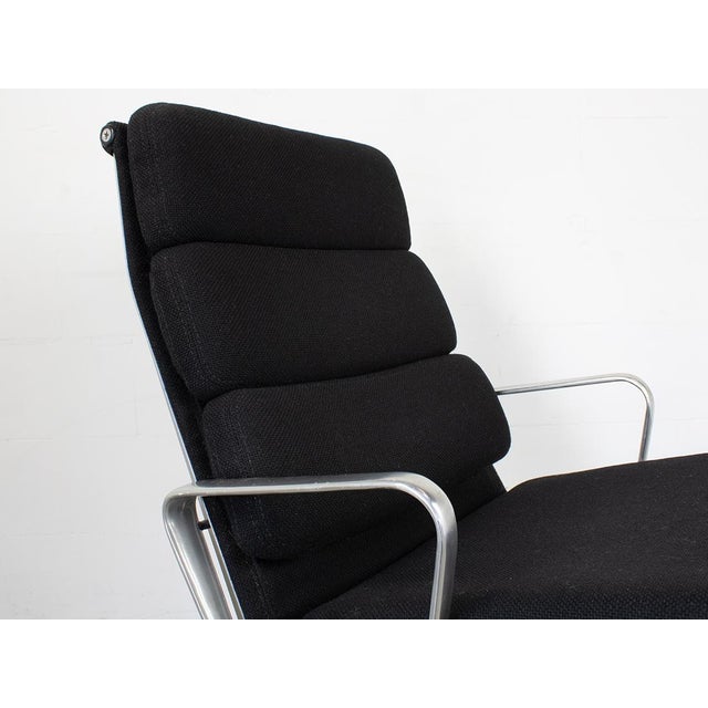 EA 216 Softpad Lounge Chair by Charles & Ray Eames for Herman Miller, 1979 For Sale - Image 6 of 12