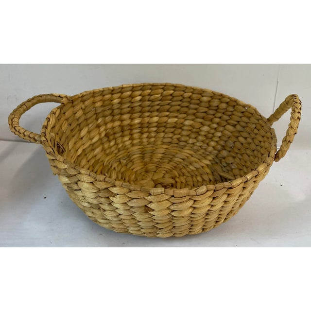 Vintage Straw Handled Basket Casserole Dish Holder For Sale - Image 4 of 7