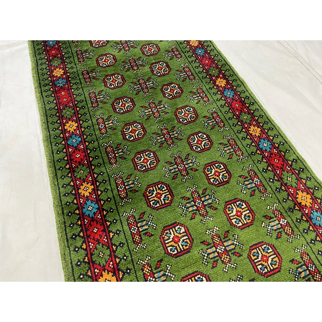 1990s Extra-Long Green Turkmen-Style Geometric Runner Rug, 2'9" X 15'8" For Sale - Image 5 of 15